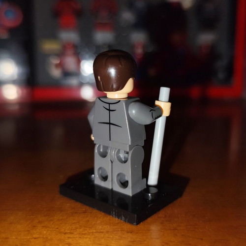 Matt Murdock Daredevil minifigure like new with stand and grey cane