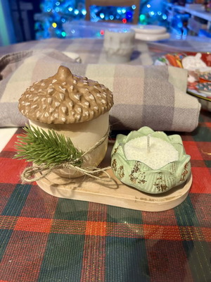Woodland Hideaway handmade decorative set like new