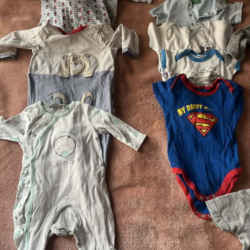 Baby clothes like new, pack of 65 pieces boys (0-9 months)