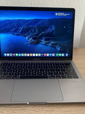 Apple MacBook Pro 13-inch (2017) Space Gray, 16GB RAM, 256GB SSD