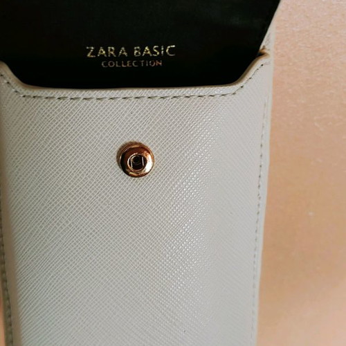 Zara mobile and card bag new, ecru color
