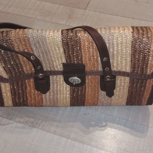 Fullah Sugah straw shoulder bag like new, beige and brown