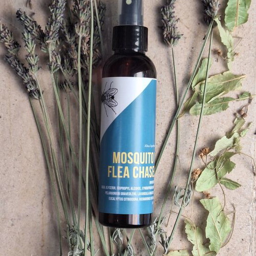 Mosquitoes & Fleas Chaser with eucalyptus, lavender and rosemary