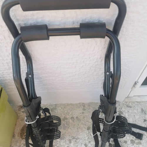 Saris 3 Bike Rack like new with safety straps