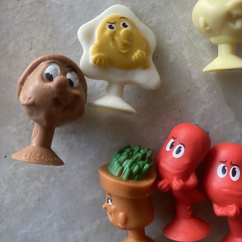 Stikeez figures set of 11 like new with suction cups