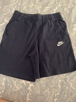 Παιδικό σορτσάκι Nike μπλε σκούρο size Large σαν καινούργιο
