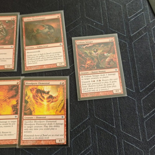 MTG Shards of Alara 23 Cards Like New with Sleeves