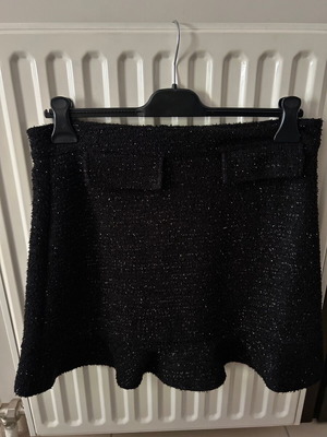 Toi&Moi black mini skirt new, size L