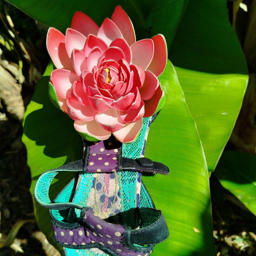 Irregular Choice platform sandals like new, size 37, 3D floral design
