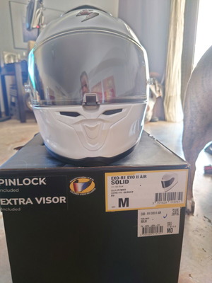 Scorpion EXO-R1 Evo II helmet like new with photchromic extra visor
