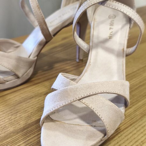 Voi Noi high-heeled sandals used, beige, size 38, 7 cm heel