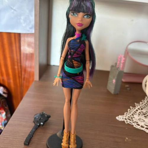 Monster High doll like new
