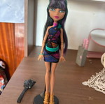 Monster High doll like new