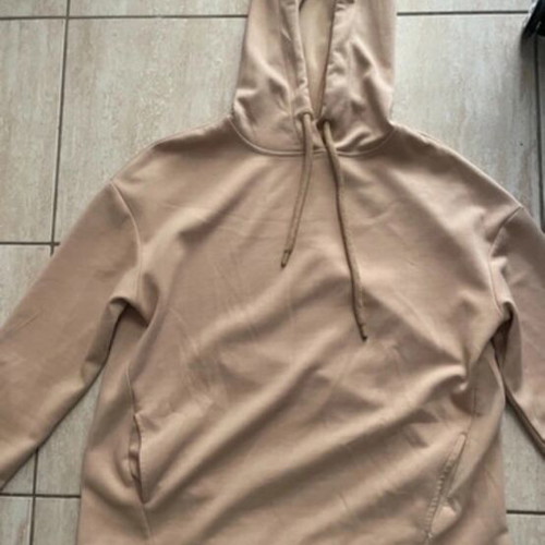 Stradivarius beige sweatshirt like new, size S fits M