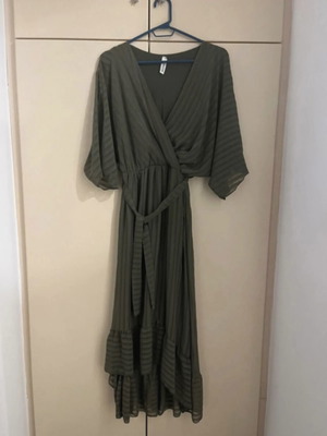 Midi dress khaki asymmetrical with detachable belt used, defect
