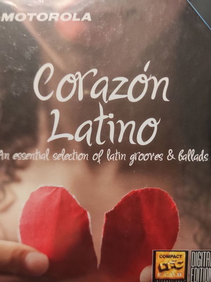 Corazón Latino Memory Stick new, Latin grooves and ballads
