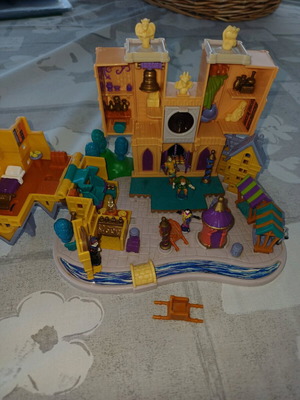Παναγία Παρισίων Disney Poly Pocket 1995 μεταχειρισμένο