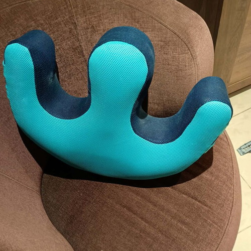 Special inflatable pillow like new for bedridden patient care