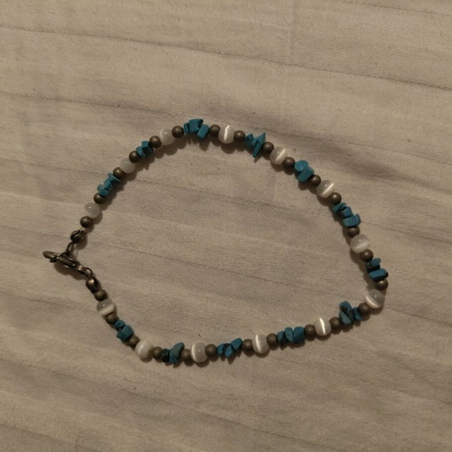 Bracelet with blue and white stones like new