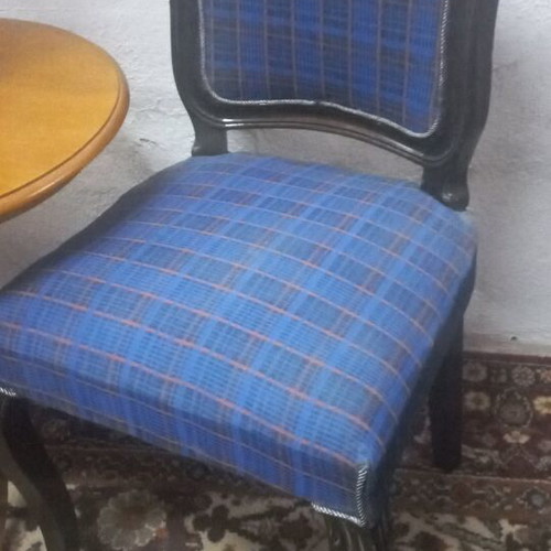 Classic wooden chairs set of 2 like new with blue plaid upholstery