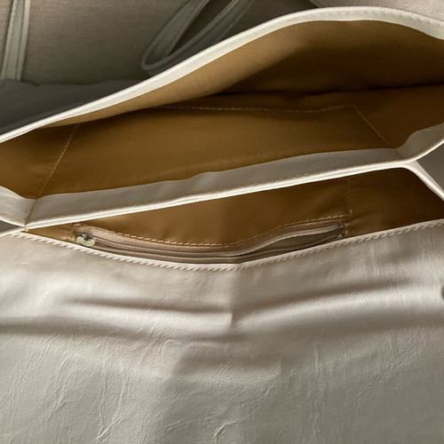 White shoulder bag like new 29x15 cm