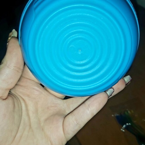 Plastic bowl set with spoons like new