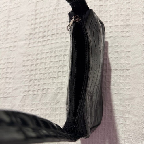 Black shoulder bag like new