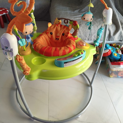 Fisher-Price Jumperoo Lion Activity Center like new with box
