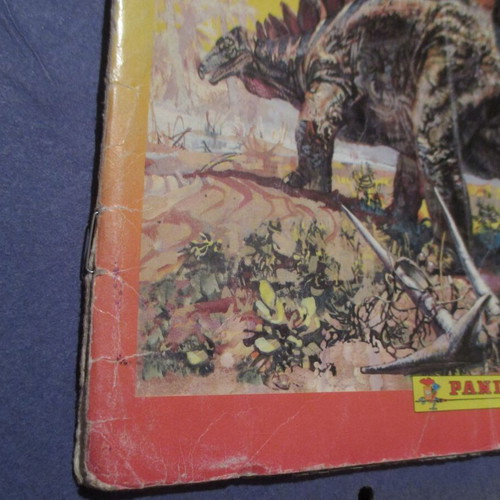 Panini Prehistoric Animals album used, 176/180 stickers