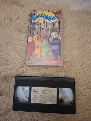 Βιντεοκασέτα Teletubbies μεταχειρισμένη, με τίτλο «Οι πιο καλοί φίλοι 5», μεταγλωττισμένη
