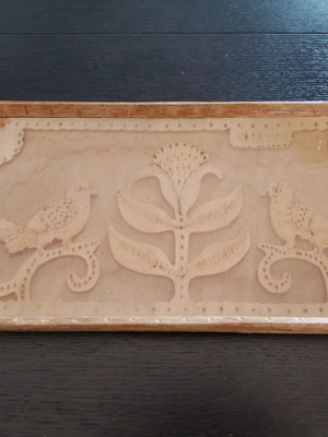 Set of two decorative serving trays