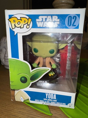 Funko Pop Yoda used, Star Wars 2013 bobble head
