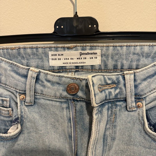 Jean mom fit Stradivarius size M 38 10 blue like new