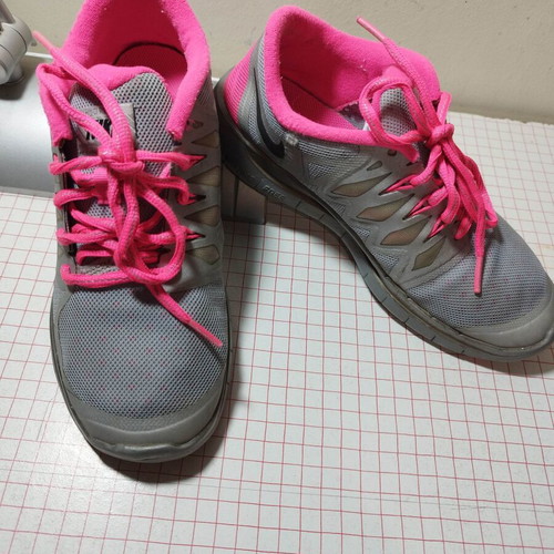 Nike Free 5.0 Flash athletic shoes used, size 37, grey pink