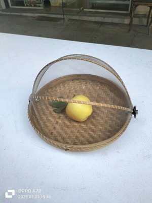 Bamboo basket with net used, suitable for drying