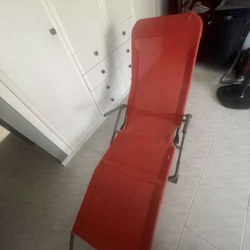 Sunlounger chaise longue like new for beach or garden
