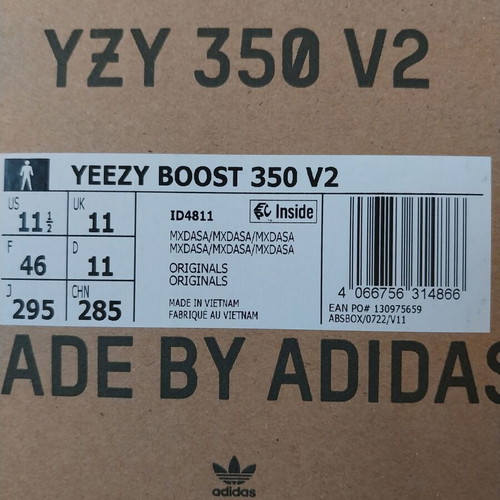 YZY BOOST 350 V2 Adidas athletic shoes new, size 46, black gray