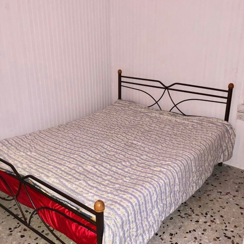 Διαμέρισμα 2 υπνοδωματίων στο Καρλόβασι Σάμου με κλιματισμό