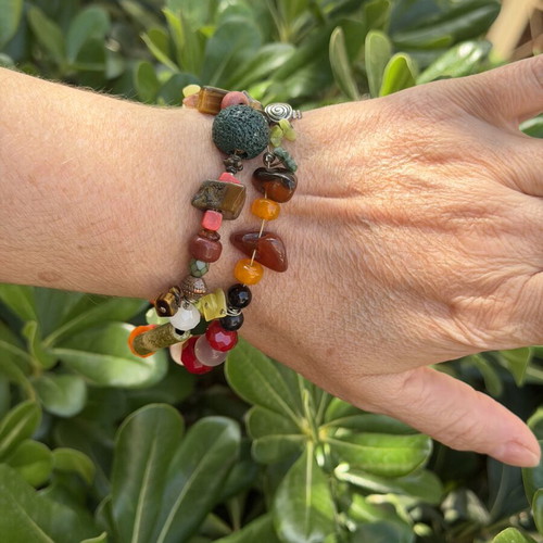 Bracelet with silver elements and semiprecious stones like new