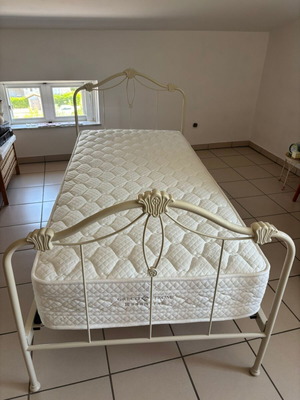 Laura Ashley metal bed 90cm x 190cm with mattresses like new