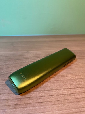 Iqos green like new with its box