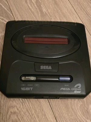 Sega 16bit Mega Drive 2 console like new with 16 games