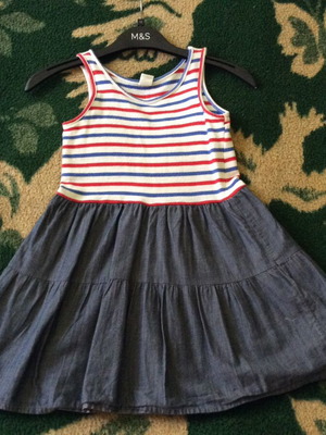 Gap dress for girl 5 years used, blue multicolor