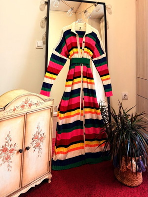 Karavan multicolor knitted dress cardigan one size like new
