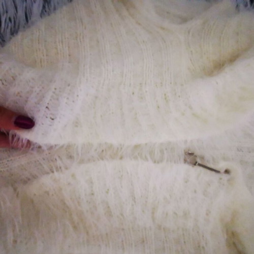Wool fluffy women's vest like new, beige and white
