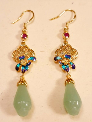 Vintage 80ies silver 925 gold-plated earrings with green stones, like new