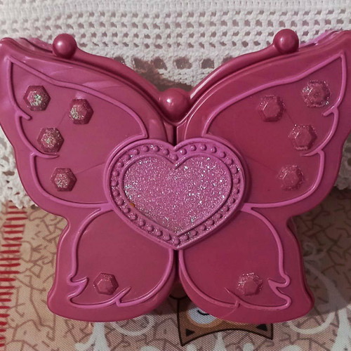 Barbie Glitter Butterfly Jewelry Box Mattel 2005 like new