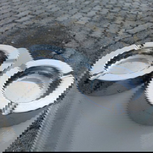 Μεταλλικά τασάκια σαν καινούργια, πακέτο 10 (2 μεγάλα, 8 μικρά)