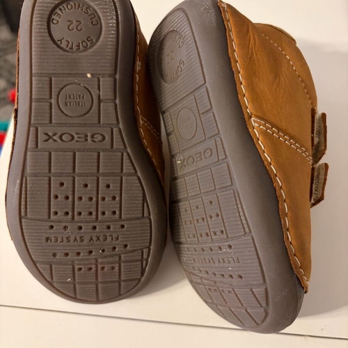 Geox baby shoes like new, size 22