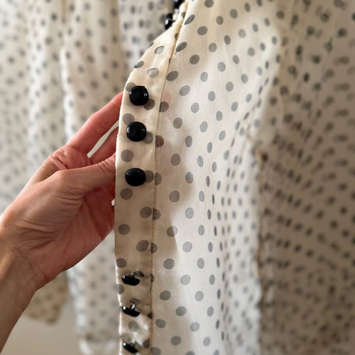 Zara beige shirt with black dots like new, size S